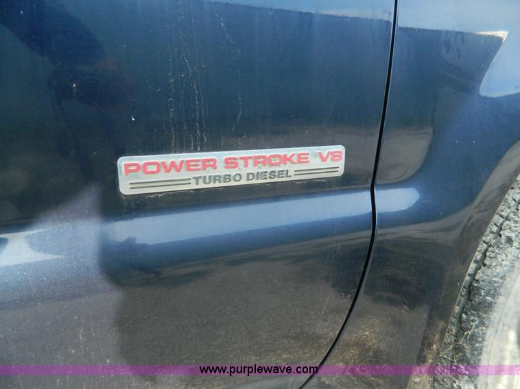 image for item F8770 2003 Ford F350 XL Crew Cab pickup truck