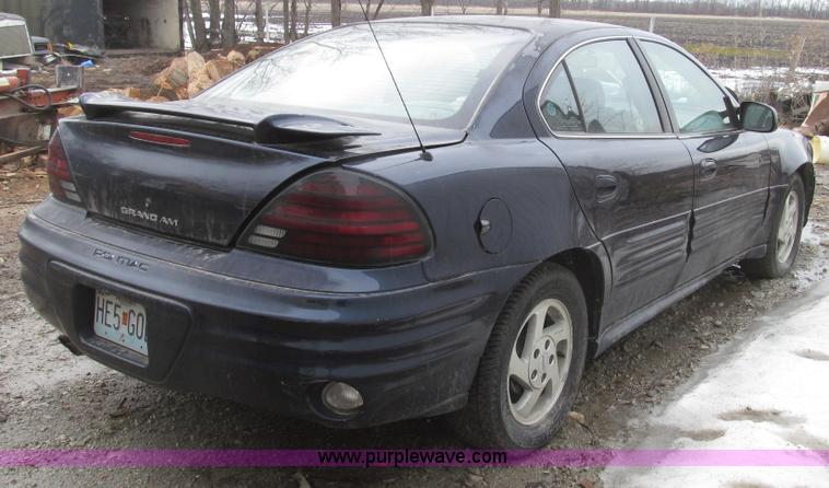 image for item G2261 2000 Pontiac Grand AM SE1