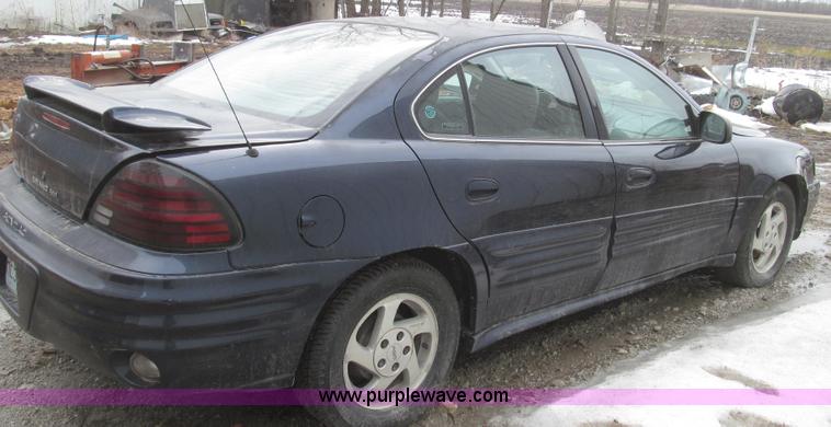 image for item G2261 2000 Pontiac Grand AM SE1