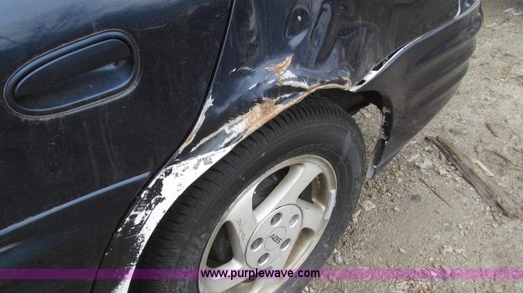 image for item G2261 2000 Pontiac Grand AM SE1