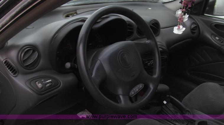 image for item G2261 2000 Pontiac Grand AM SE1