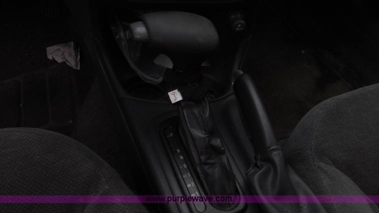 image for item G2261 2000 Pontiac Grand AM SE1