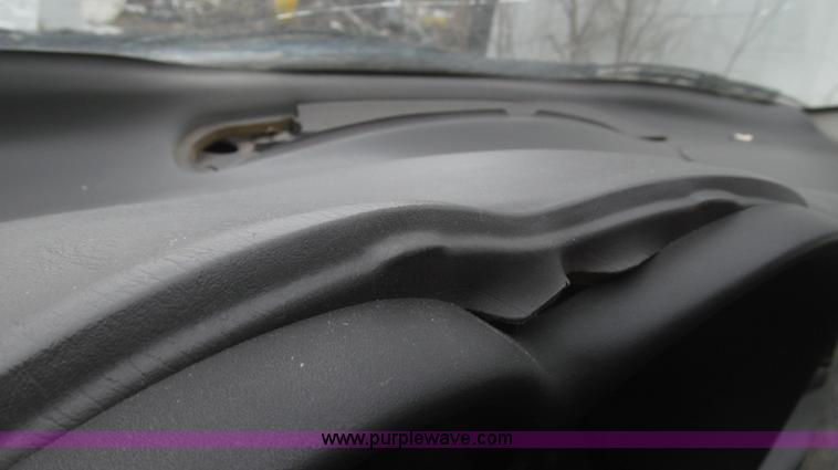 image for item G2261 2000 Pontiac Grand AM SE1