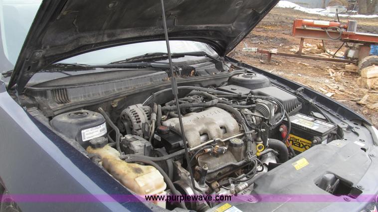 image for item G2261 2000 Pontiac Grand AM SE1