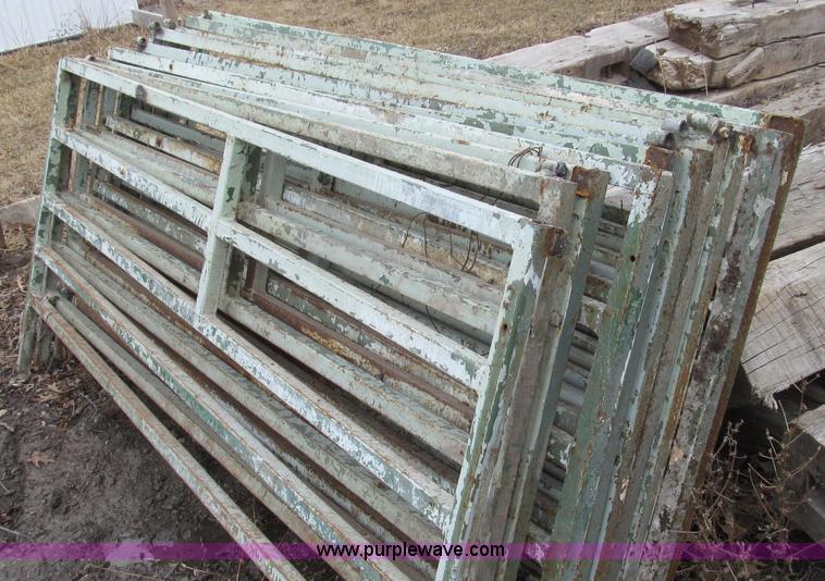 image for item G2265 (20) heavy metal gate sections