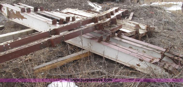 image for item G2267 Steel building frame materials