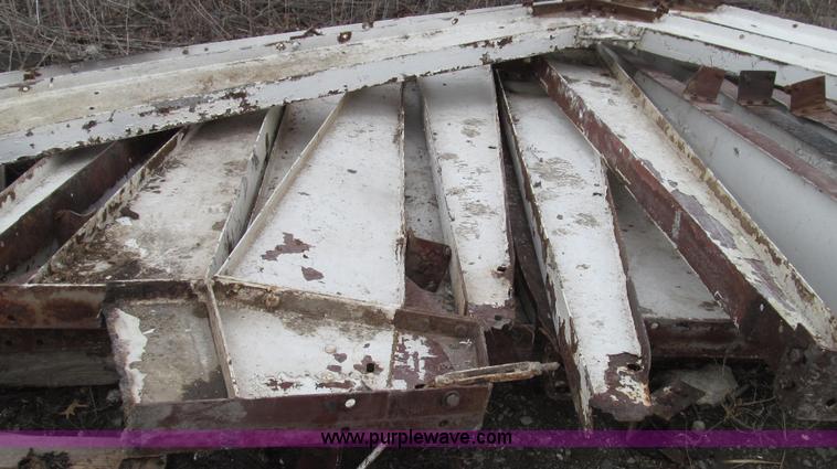 image for item G2267 Steel building frame materials