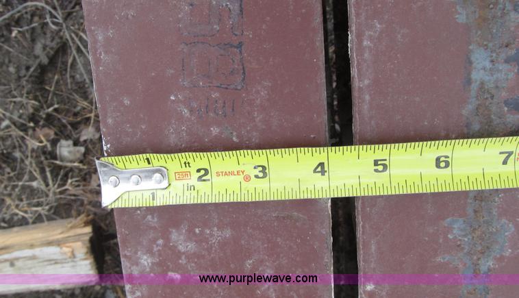 image for item G2267 Steel building frame materials