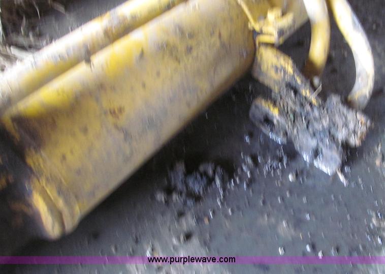 image for item G2268 Replacement cylinder for Komatsu 200 excavator