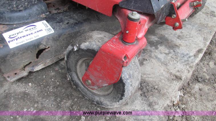 image for item G2271 2007 Troy Bilt Mustang RZT ZTR lawn mower