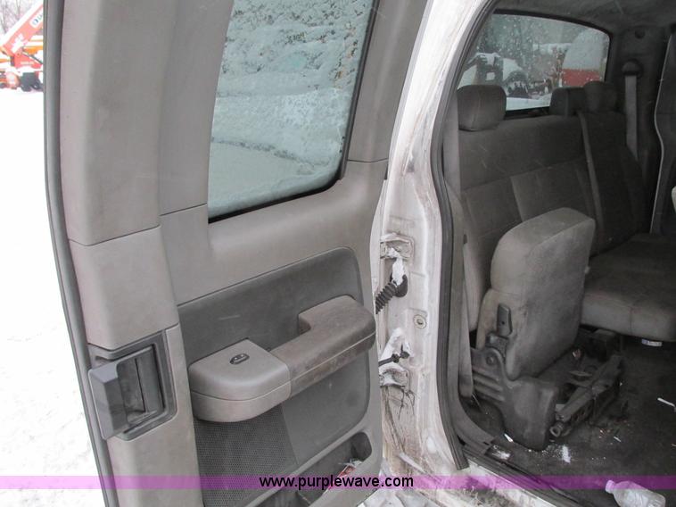 image for item G9182 2007 Ford F150 XLT SuperCab pickup truck