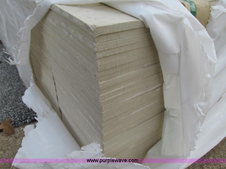 image for item G9348 Maxi plank concrete board lap siding