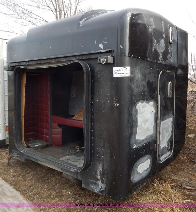 image for item G9357 60" sleeper