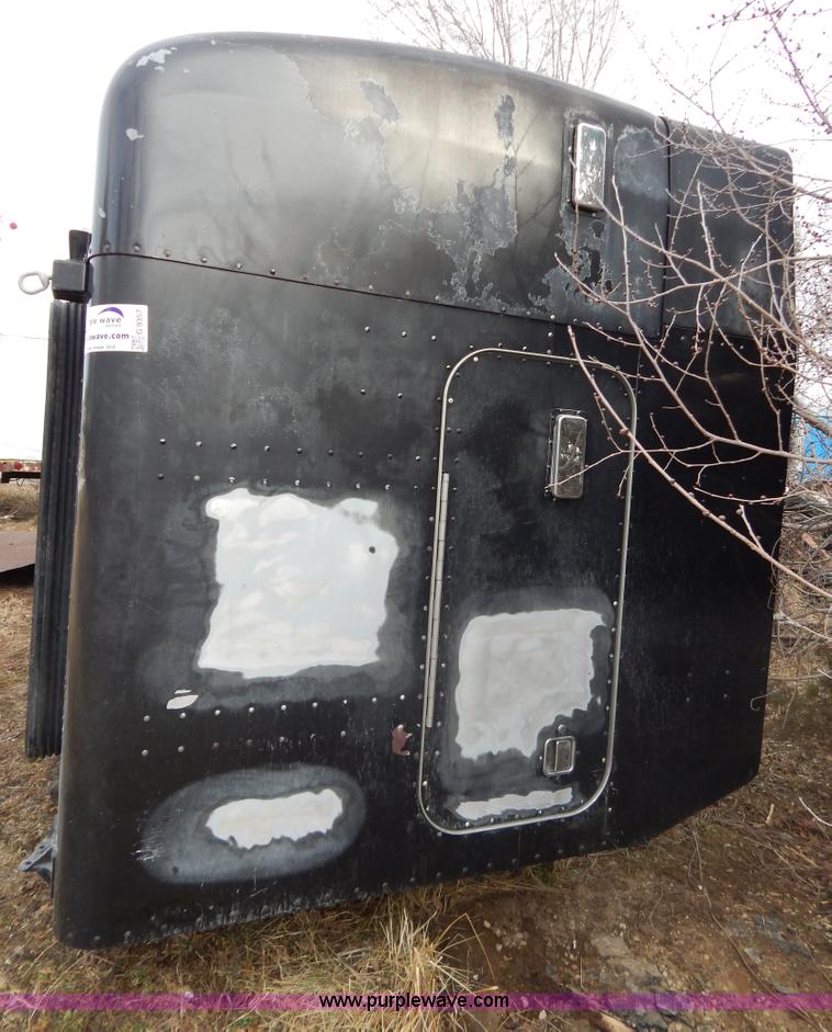 image for item G9357 60" sleeper