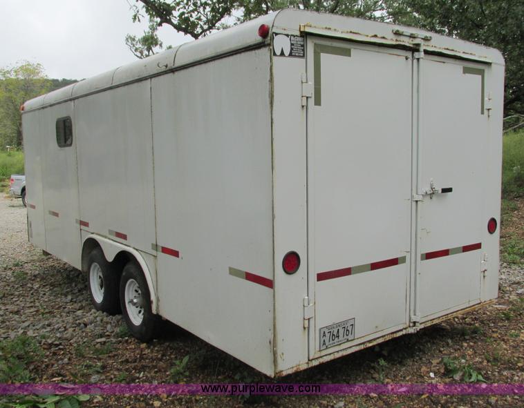 image for item G9425 2000 WW box trailer