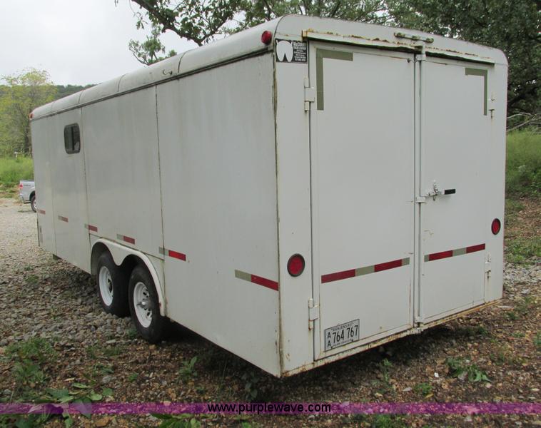 image for item G9425 2000 WW box trailer