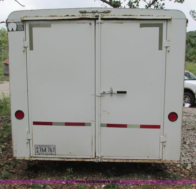 image for item G9425 2000 WW box trailer