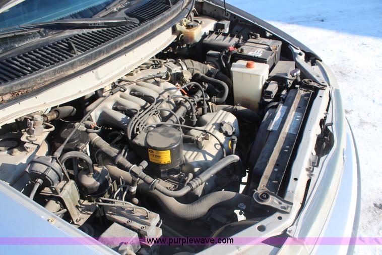 image for item H1330 1994 Mercury Villager GS van