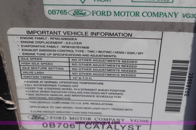image for item H1330 1994 Mercury Villager GS van