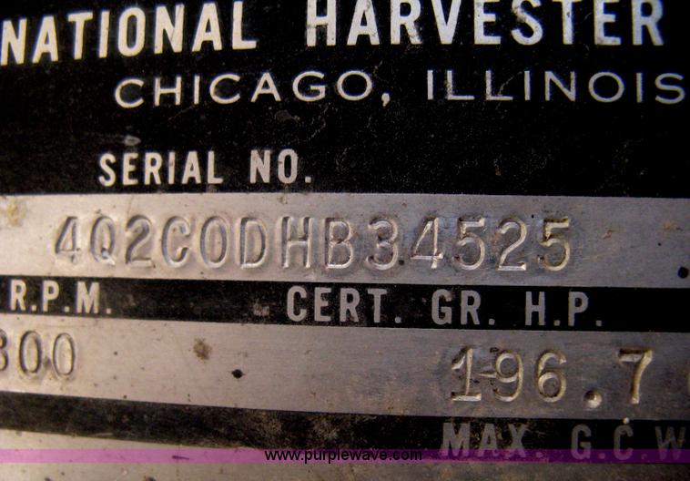 image for item H4276 1974 International pickup truck