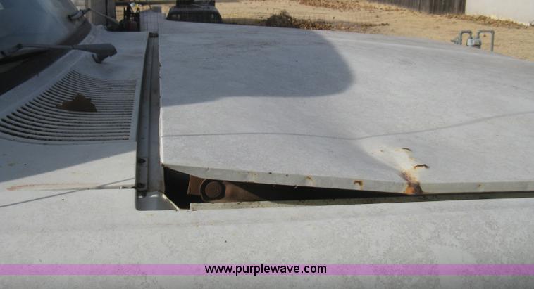 image for item H4276 1974 International pickup truck