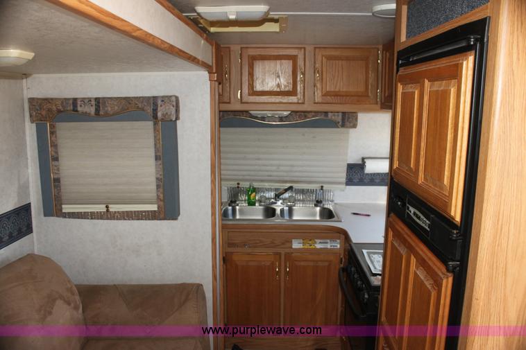 image for item H7351 1999 Dutchmen Classic GL 31' camper