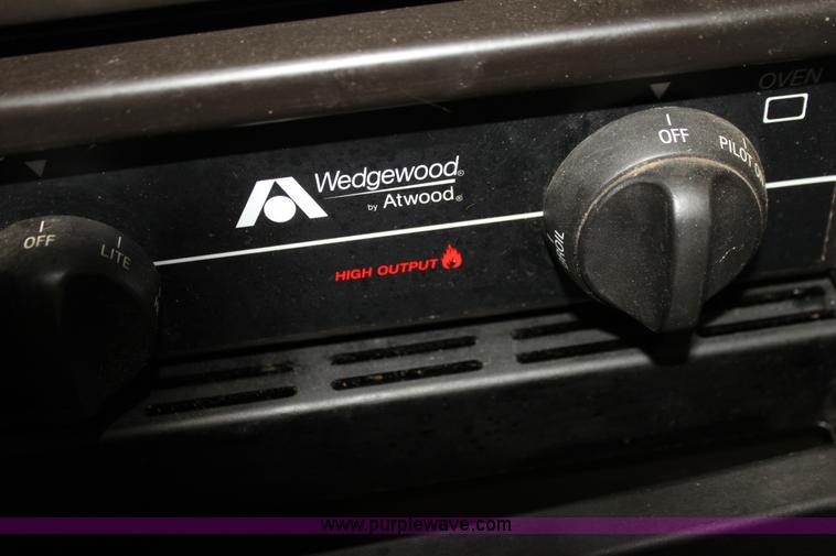 image for item H7351 1999 Dutchmen Classic GL 31' camper