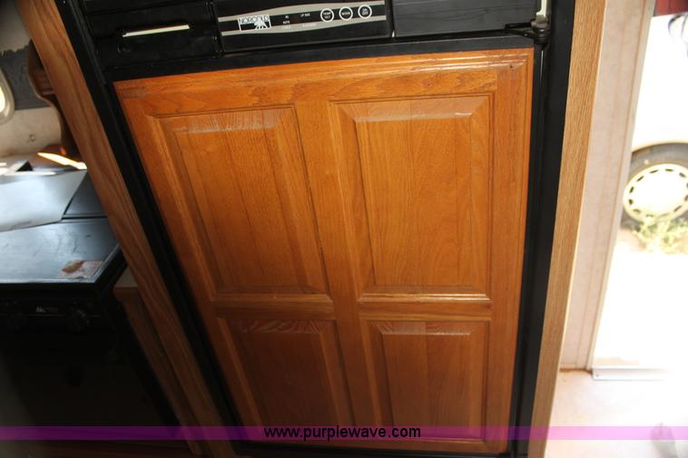 image for item H7351 1999 Dutchmen Classic GL 31' camper