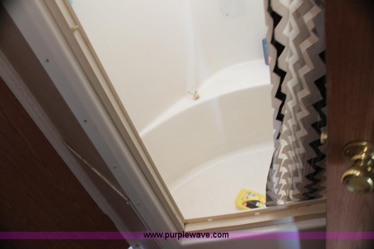 image for item H7351 1999 Dutchmen Classic GL 31' camper