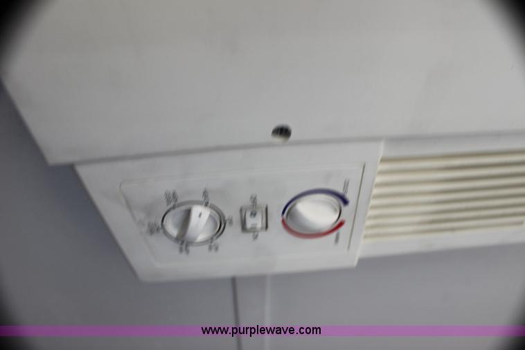 image for item H7351 1999 Dutchmen Classic GL 31' camper