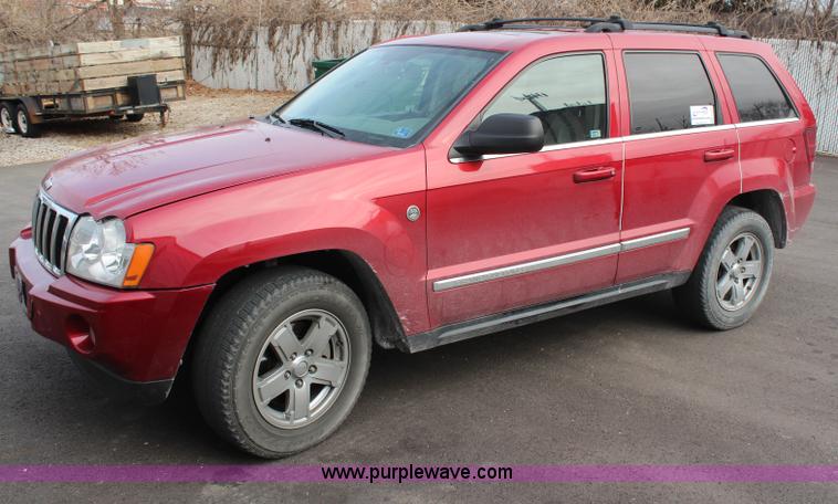 image for item H7857 2005 Jeep Grand Cherokee Limited SUV