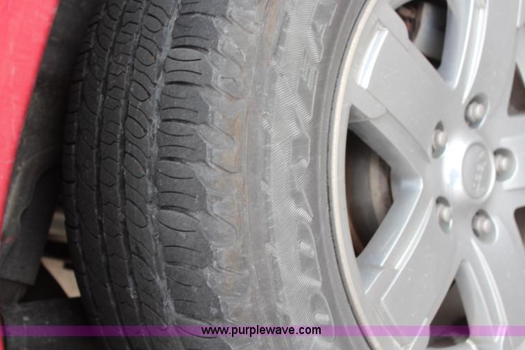 image for item H7857 2005 Jeep Grand Cherokee Limited SUV