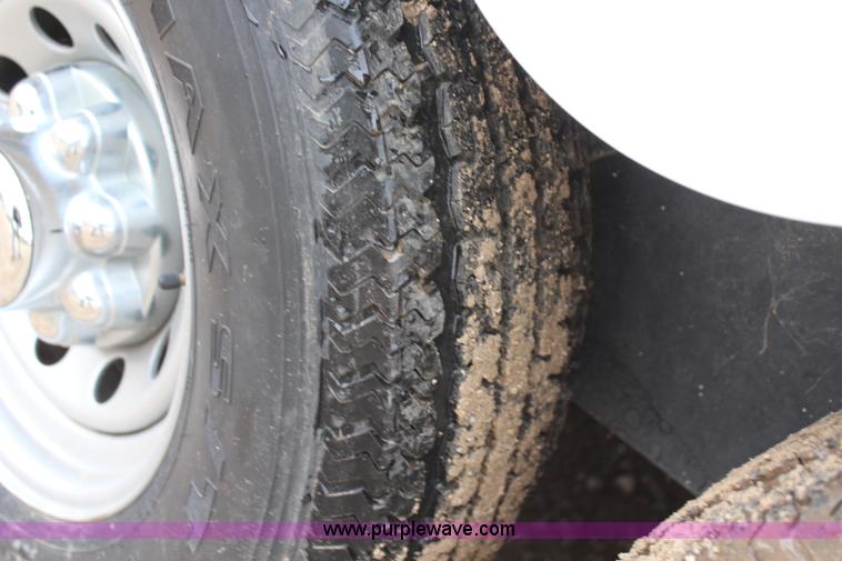 image for item H7947 2006 Travalong gooseneck cargo trailer