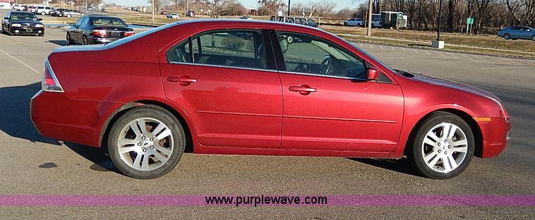 image for item H9516 2006 Ford Fusion SEL