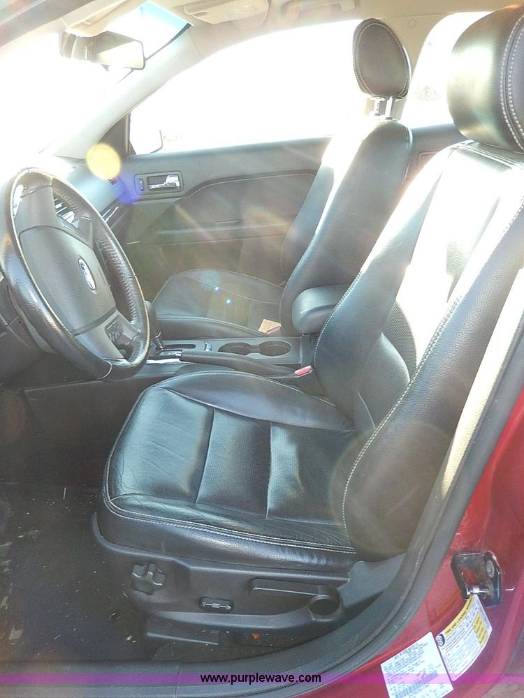 image for item H9516 2006 Ford Fusion SEL