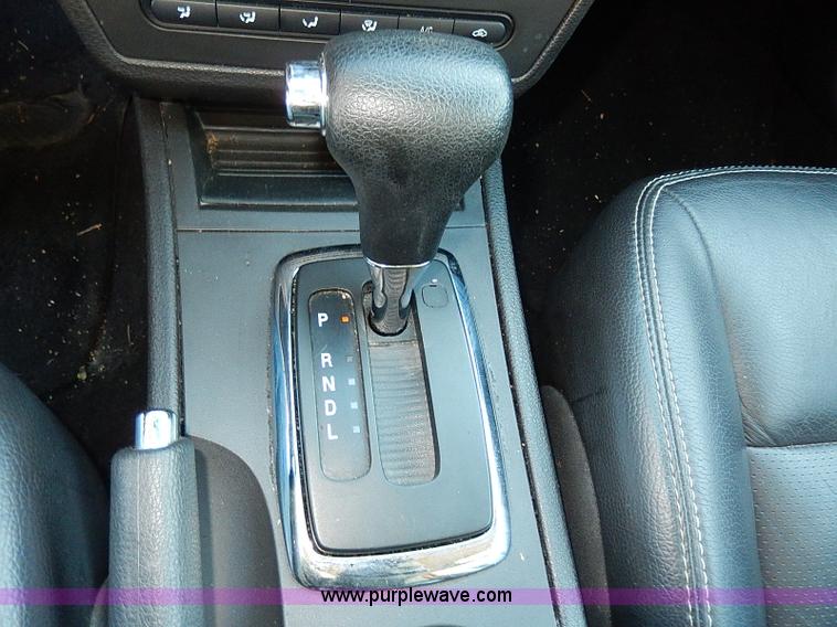 image for item H9516 2006 Ford Fusion SEL