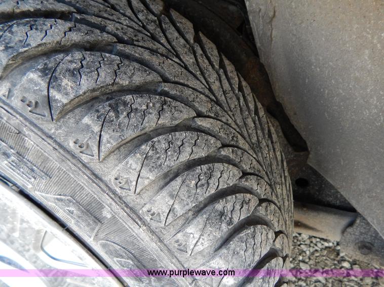 image for item I1178 2003 Ford Crown Victoria Police Interceptor