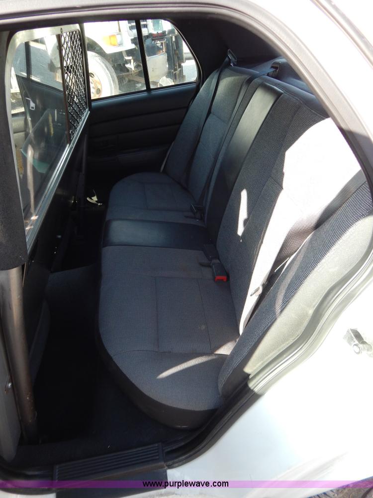 image for item I1178 2003 Ford Crown Victoria Police Interceptor