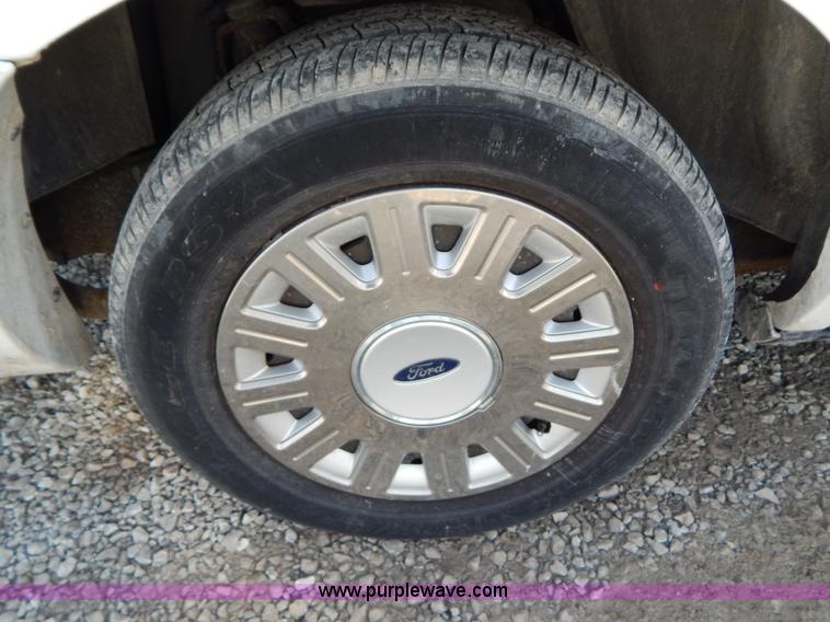 image for item I1179 2003 Ford Crown Victoria Police Interceptor