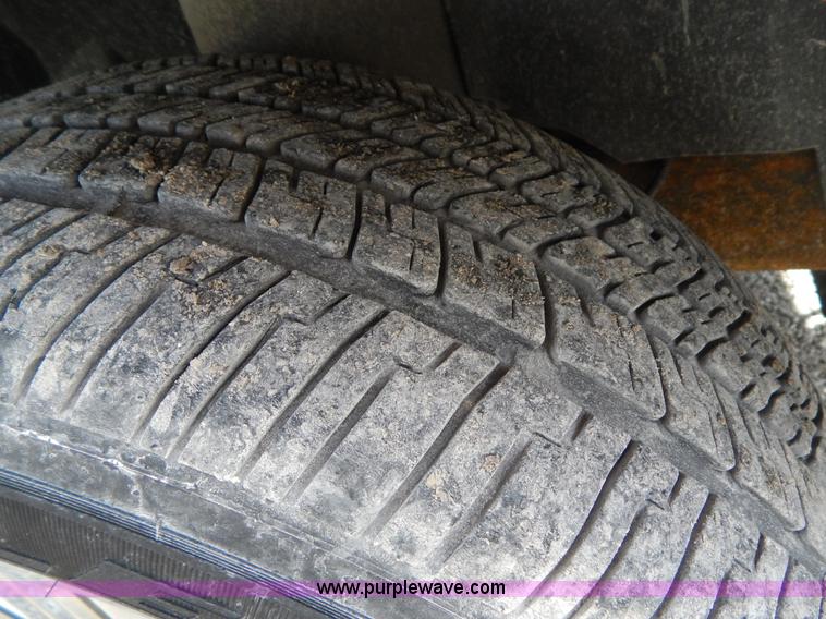 image for item I1179 2003 Ford Crown Victoria Police Interceptor