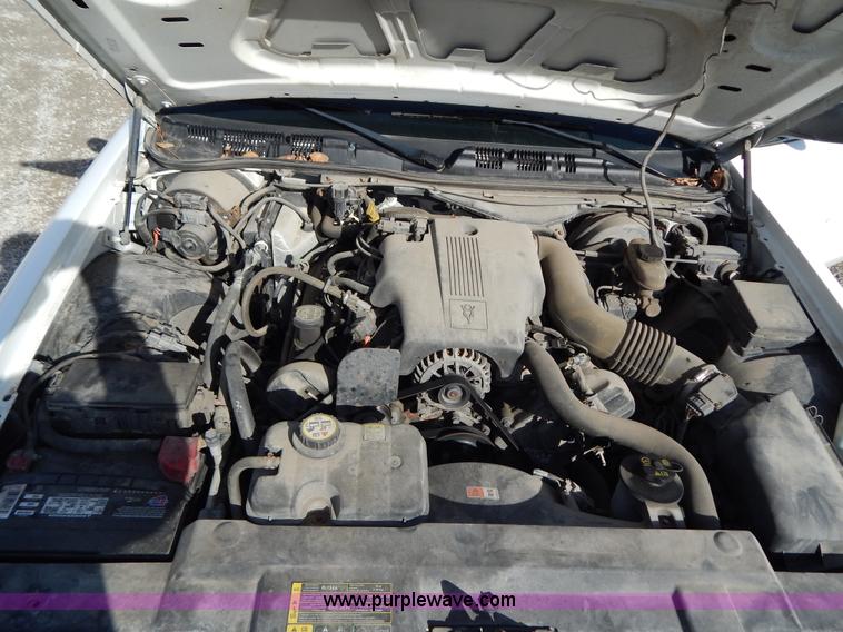 image for item I1179 2003 Ford Crown Victoria Police Interceptor