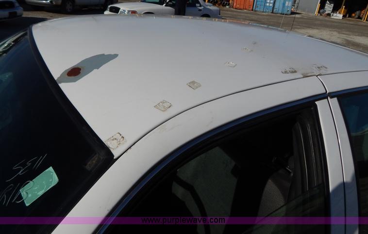 image for item I1180 2005 Ford Crown Victoria Police Interceptor