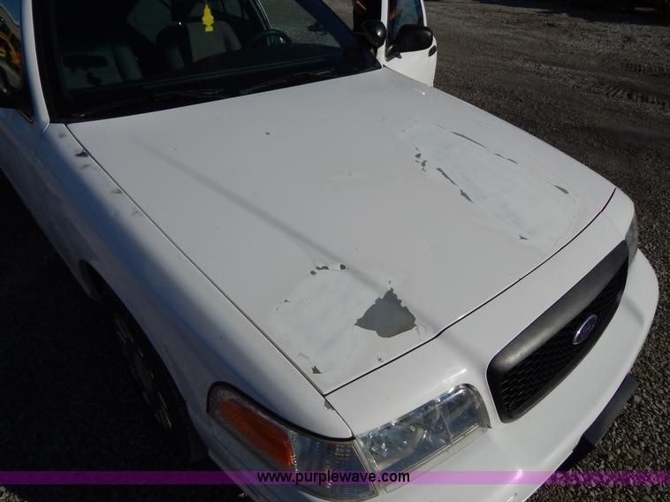 image for item I1181 2005 Ford Crown Victoria Police Interceptor