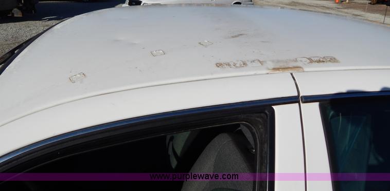 image for item I1182 2005 Ford Crown Victoria Police Interceptor