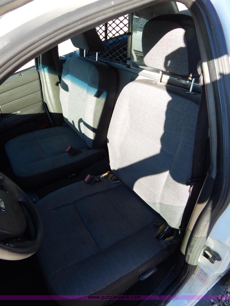 image for item I1182 2005 Ford Crown Victoria Police Interceptor