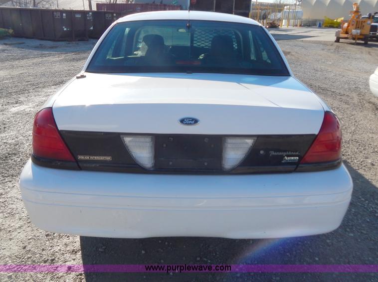 image for item I1183 2009 Ford Crown Victoria Police Interceptor