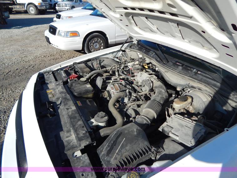 image for item I1183 2009 Ford Crown Victoria Police Interceptor