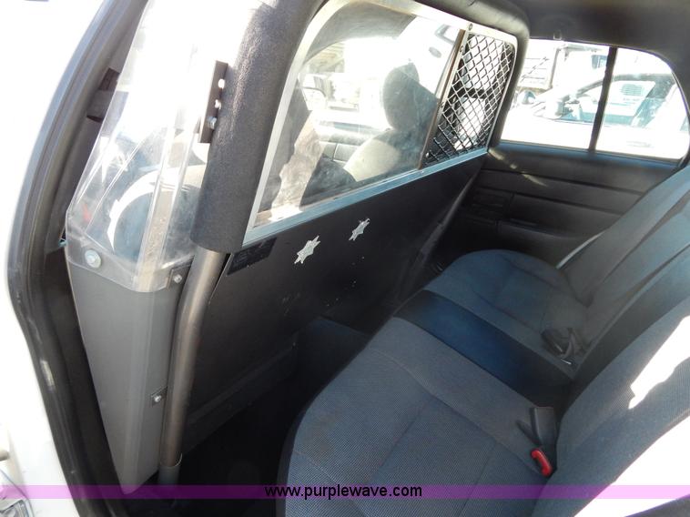 image for item I1183 2009 Ford Crown Victoria Police Interceptor