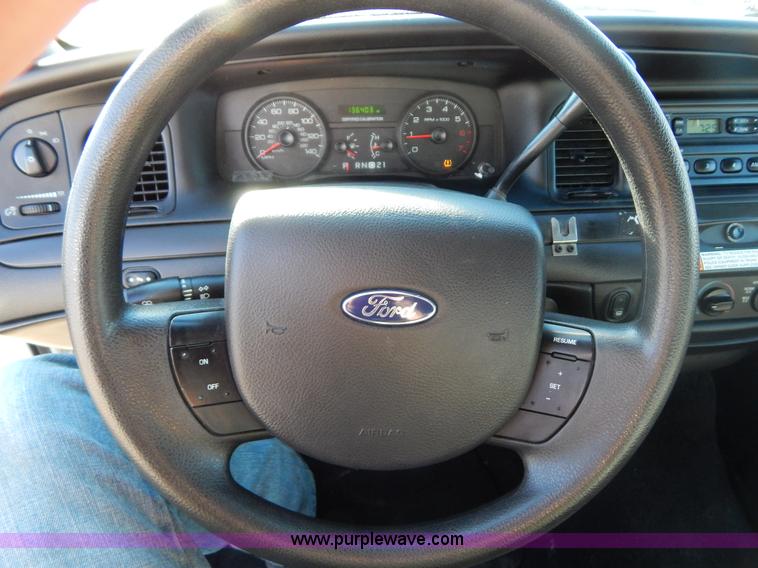 image for item I1183 2009 Ford Crown Victoria Police Interceptor