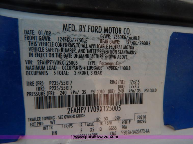 image for item I1183 2009 Ford Crown Victoria Police Interceptor